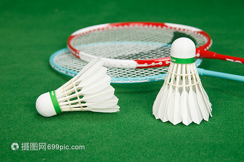 防守反击的 防守反击的