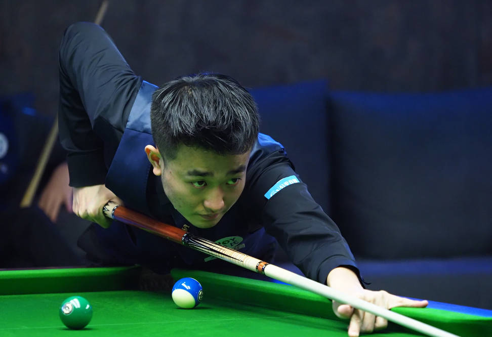 健身行业的 健身行业的